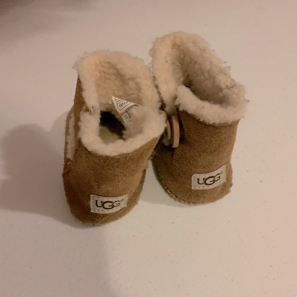 Girl UGG Boots